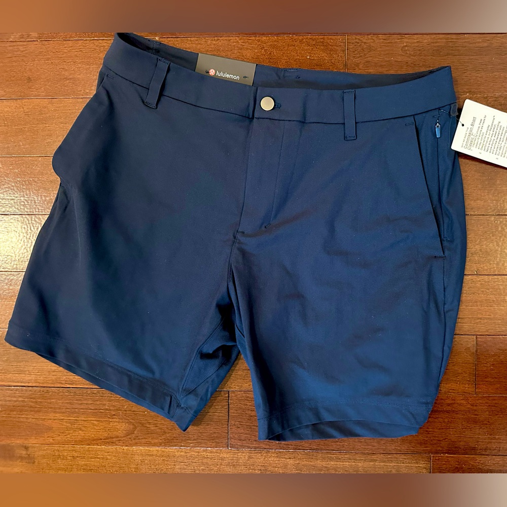 Men’s Lululemon navy shorts.